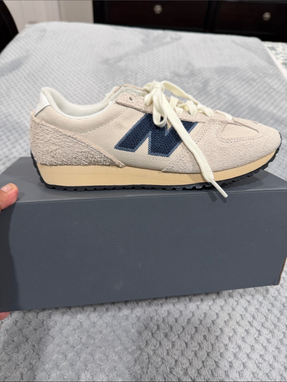 New Balance Women’s Cream Suede Sneaker with Navy 'N'